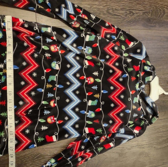 Hoodie - Picture 2 of 3